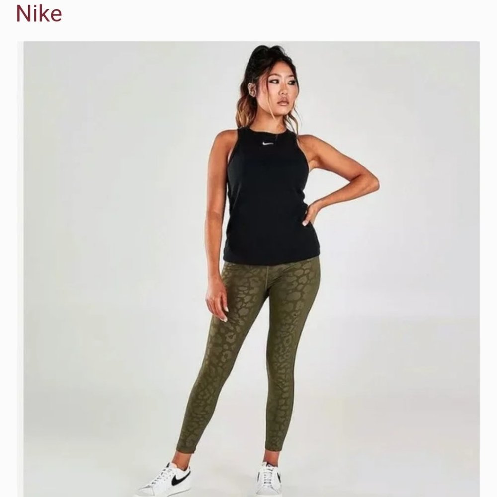 Womens Nike Pro athletic tights